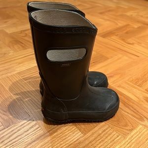 BOGS RAINBOOT SOLID Kids size 9US